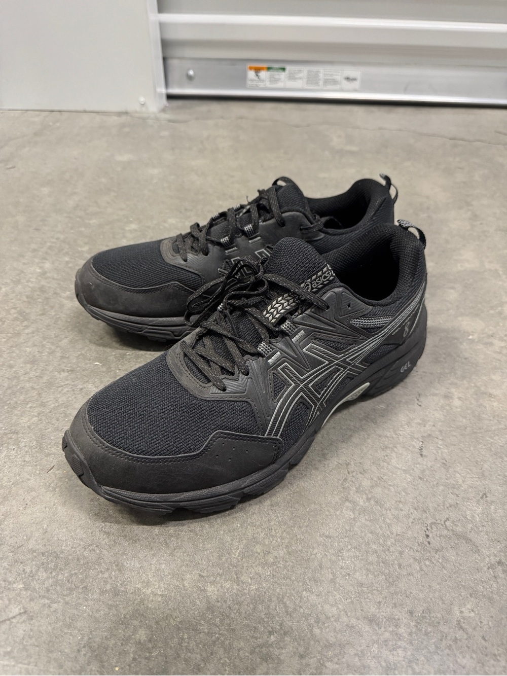 Asics Black Men's Athletic Running Shoes